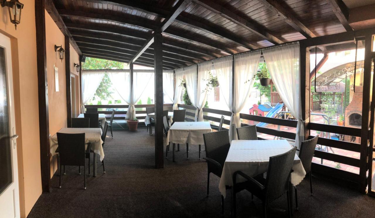 Pensiunea Perla Băile Felix Esterno foto